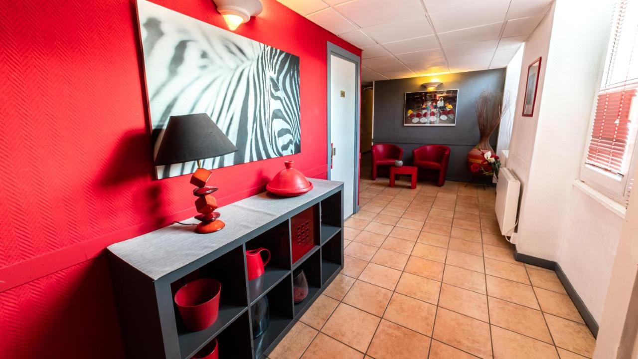 Hotel Furania Saint-Etienne  Buitenkant foto